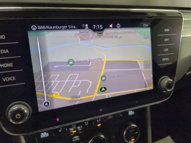 Skoda Superb 2.0 TDI Combi Style Style