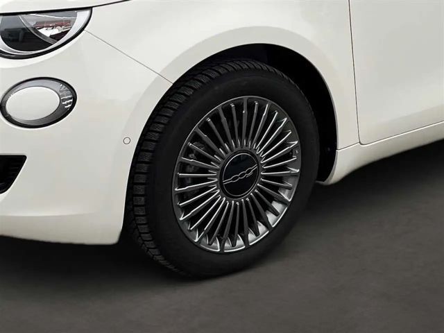 Fiat 500e 3+1 118PS Sitzheizung PDC Klimaautomatik