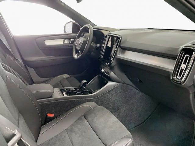 Volvo XC40 Plus