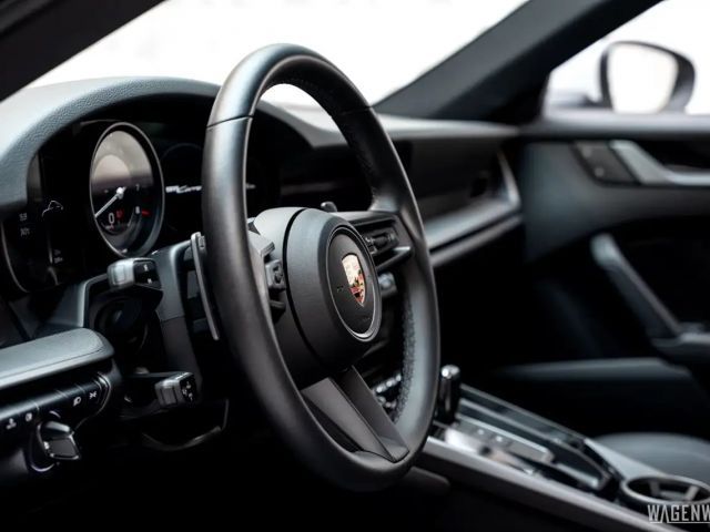 Porsche 992 Carrera Coupé