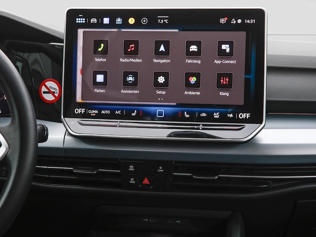 Volkswagen Golf 1.5 TSI Golf VIII