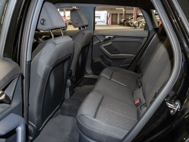 Audi A3 30 TFSI Sedan