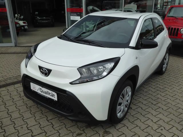 Toyota Aygo X Business Hatchback