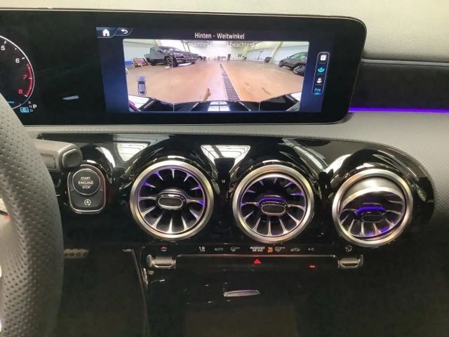 Mercedes-Benz A 180 AMG Line