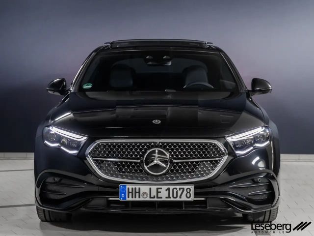 Mercedes-Benz E 220 AMG Line E 220 d Sedan