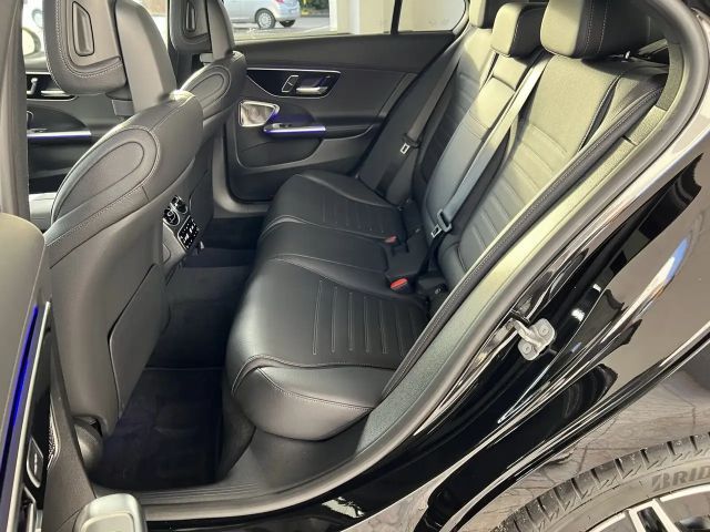 Mercedes-Benz C 180 AMG Line Sedan