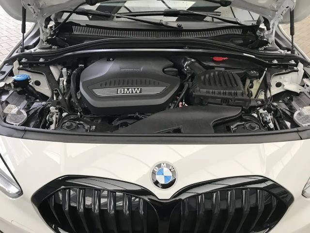 BMW 120 120d M-Sport Sedan