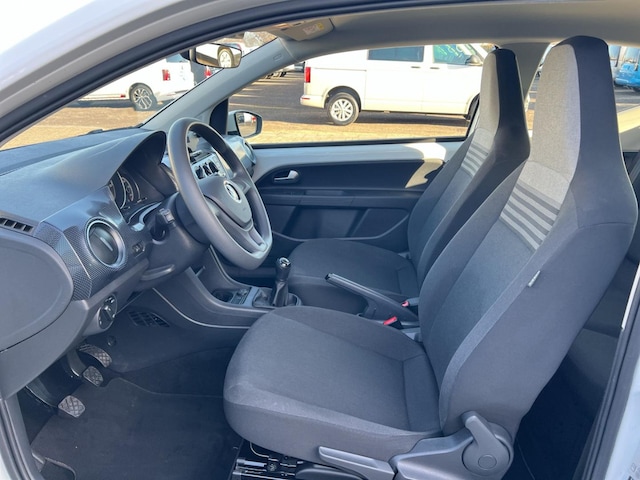 Volkswagen up! Move Move up!