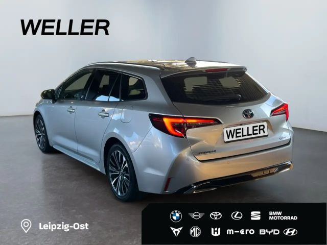 Toyota Corolla Hybride Team D