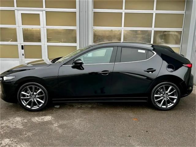 Mazda 3 Exclusive-line SkyActiv e-Skyactiv