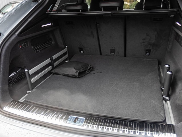 Audi RS Q8 Performance Quattro