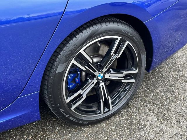 BMW 330 330i M-Sport Sedan xDrive