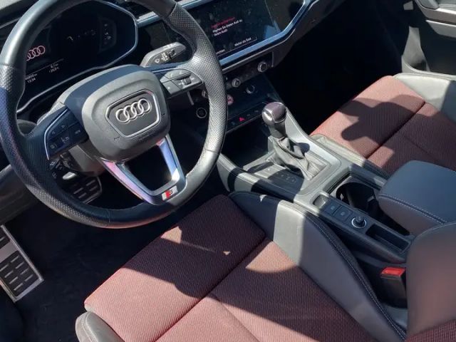 Audi Q3 40 TDI Quattro S-Line