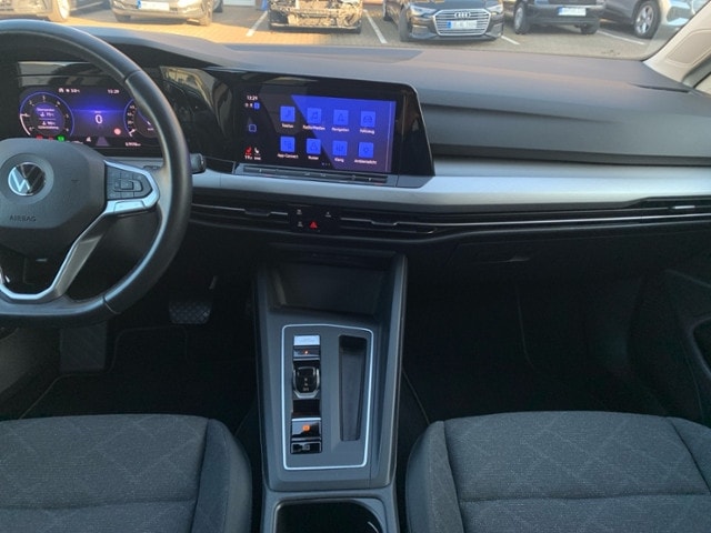 Volkswagen Golf 2.0 TDI DSG Life Variant