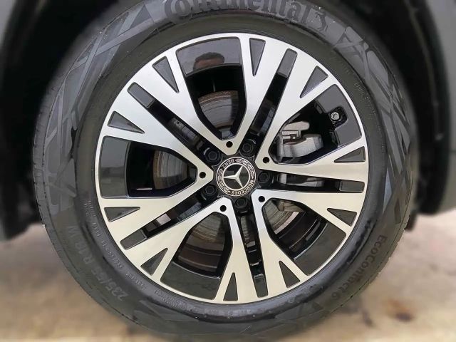 Mercedes-Benz GLA 200 Progressive