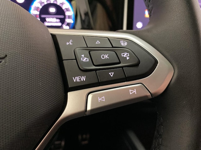 Volkswagen Golf 1.5 TSI BMT Golf VIII