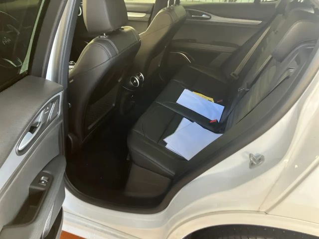 Alfa Romeo Stelvio JTDm Q4 Veloce
