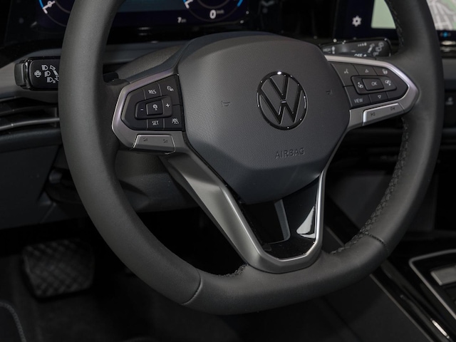 Volkswagen Golf 2.0 TDI DSG Style Variant