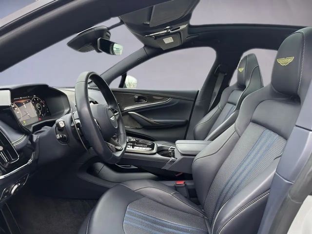 Aston Martin DBX DBX707 Facelift / Full Carbon Fibre / B&W