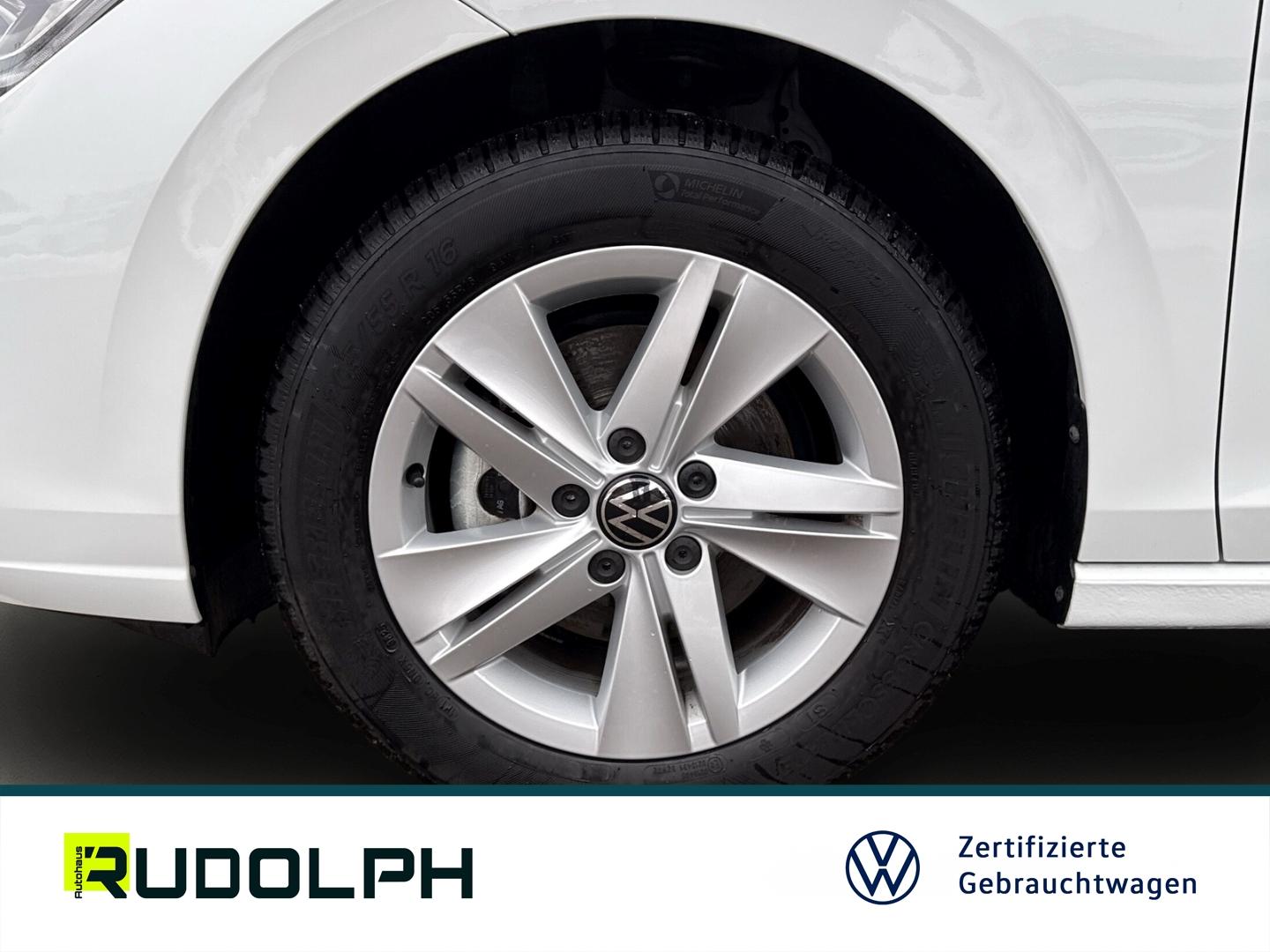 Volkswagen Golf 1.5 eTSI DSG Golf VIII Life