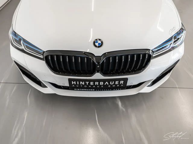 BMW 530 530d M-Sport Touring