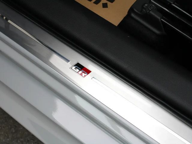 Toyota Yaris GR Hybride VVT-i