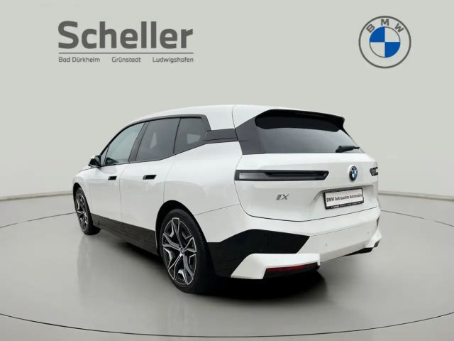 BMW iX Comfort pakket M-Sport xDrive40