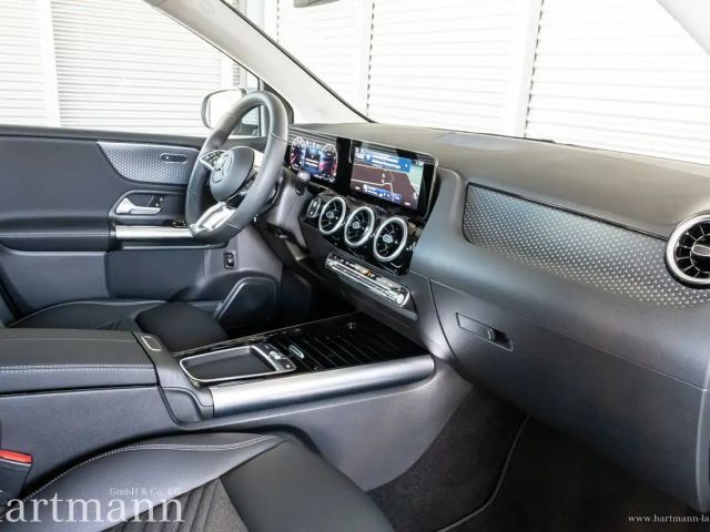 Mercedes-Benz B 200 Progressive