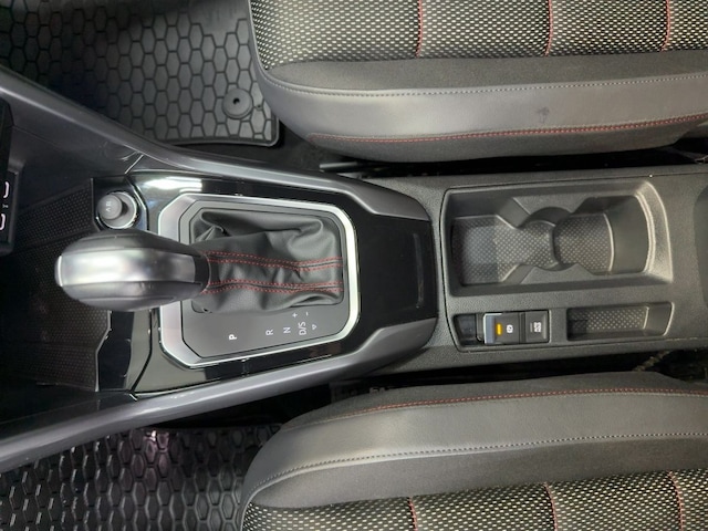 Volkswagen T-Roc 1.5 TSI DSG R-Line