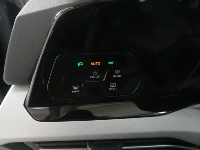 Volkswagen Golf 2.0 TDI Life Variant