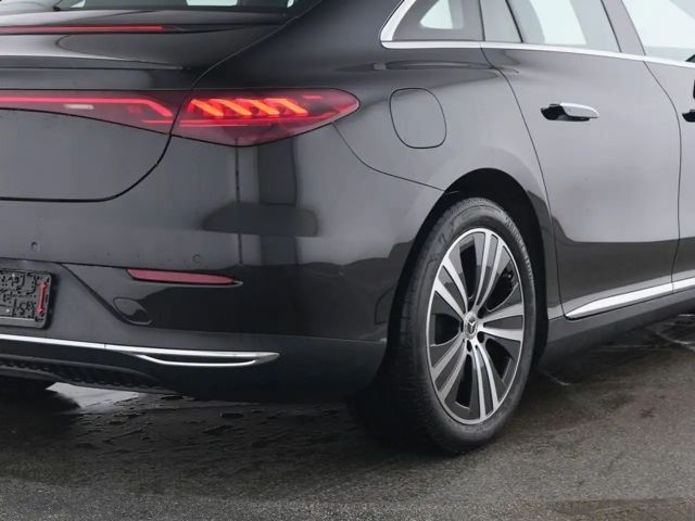 Mercedes-Benz EQE 300 Premium Sedan
