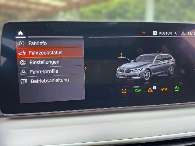 BMW 530 530d Luxury Line Touring xDrive