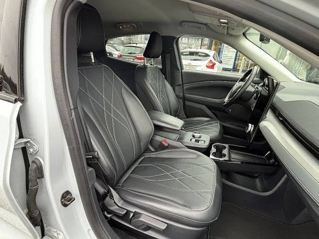 Ford Mustang Mach-E Extended range RWD