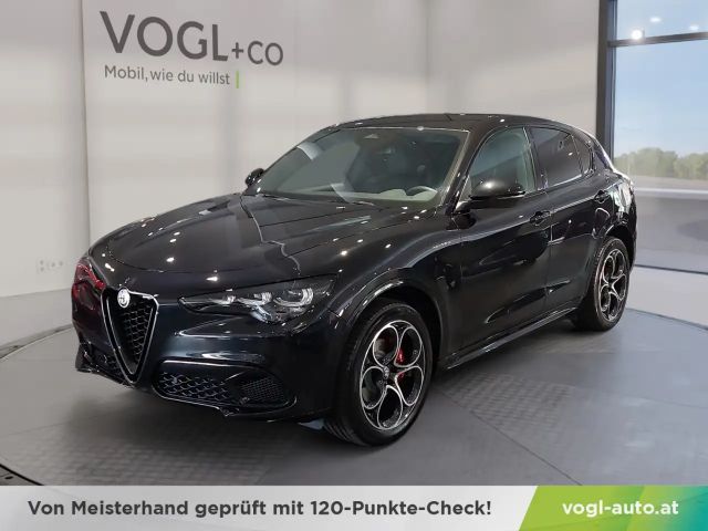 Alfa Romeo Stelvio AT8 Q4 Veloce