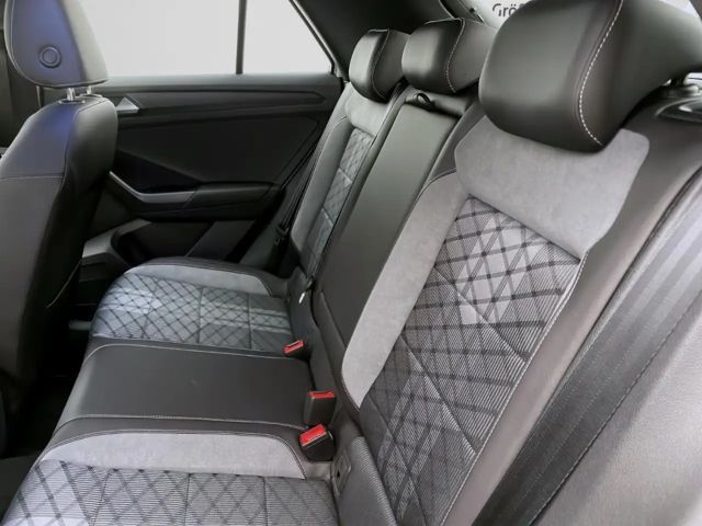 Volkswagen T-Roc 1.5 TSI DSG R-Line