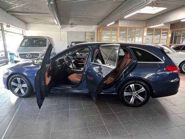 Mercedes-Benz C 220 AVANTGARDE Estate