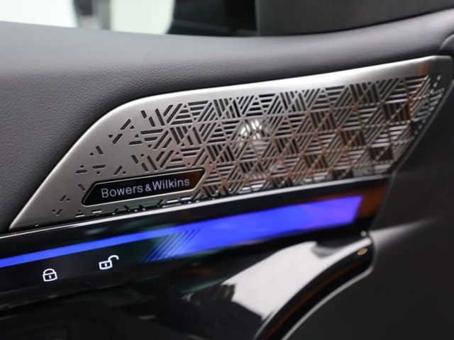 BMW M5 BOWERS & WILKINS - HAAK - PANO