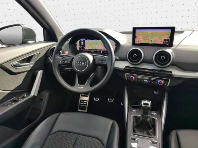 Audi Q2 35 TFSI S-Line