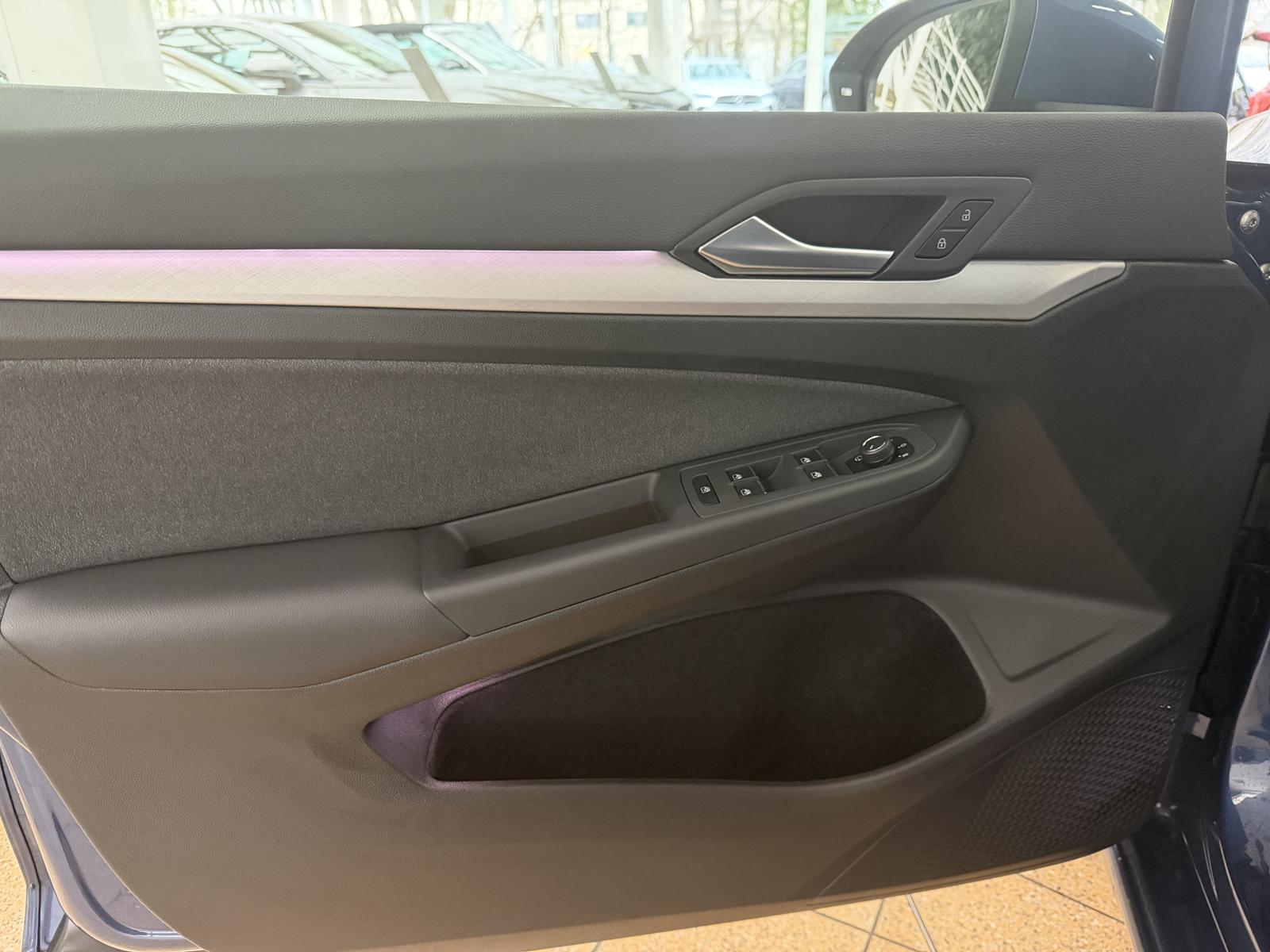 Volkswagen Golf 1.5 eTSI DSG Life