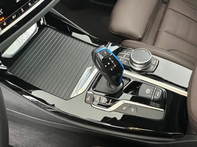 BMW iX3 iX3