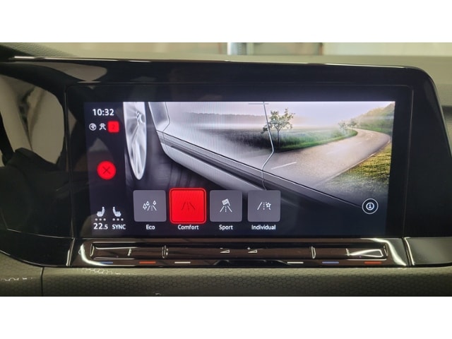 Volkswagen Golf 2.0 TSI DSG Golf VIII Style