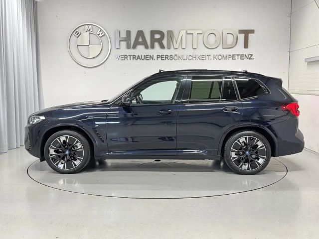 BMW iX3 iX3