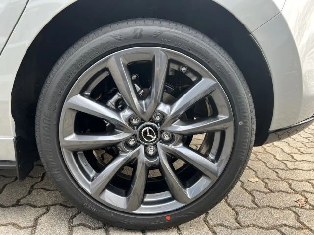 Mazda 3 Exclusive-line SkyActiv