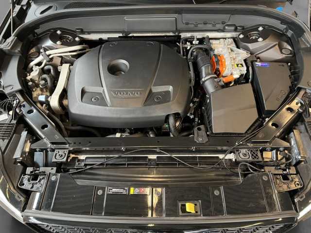 Volvo XC60 Dark Plus