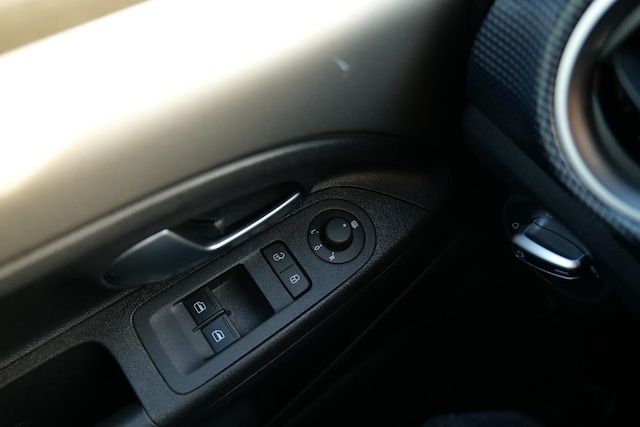 Volkswagen e-up! eUP! 83PS