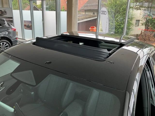 Audi Q6 e-tron Quattro