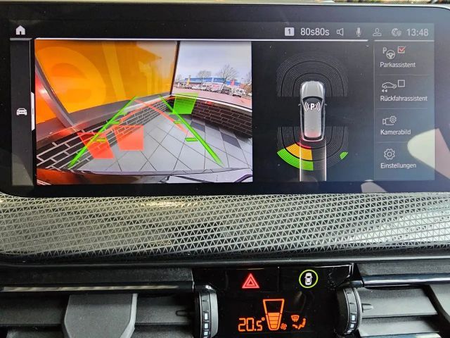 BMW 120 120i Sedan Sport Line