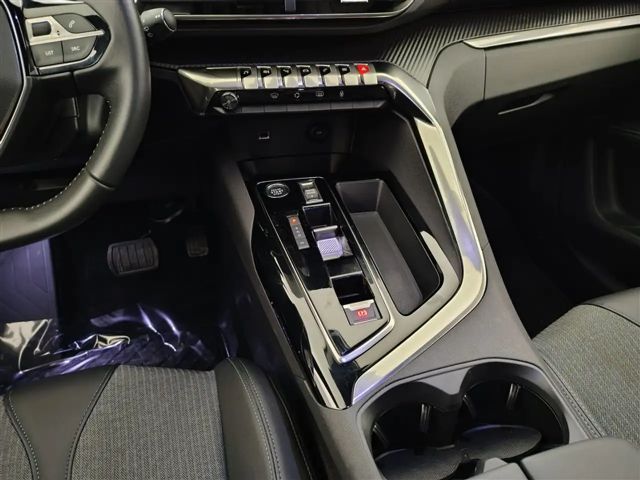 Peugeot 5008 1.2 Turbo 130cv **AUTO/NAVI/CUIR/CAMERA/7PL**