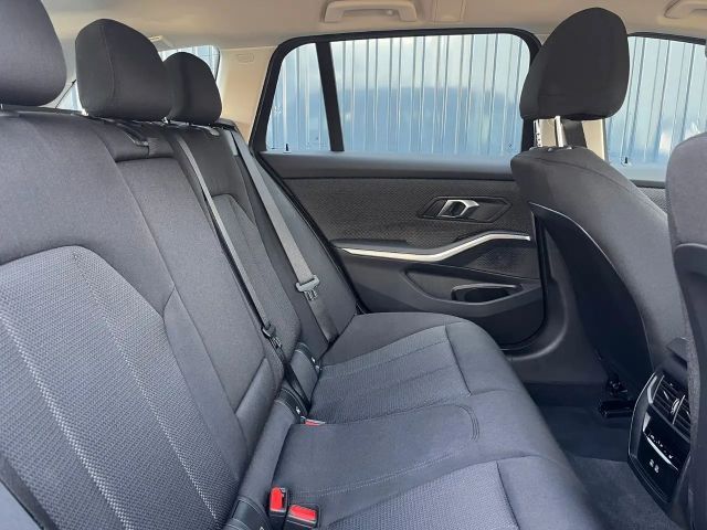 BMW 318 318i Touring