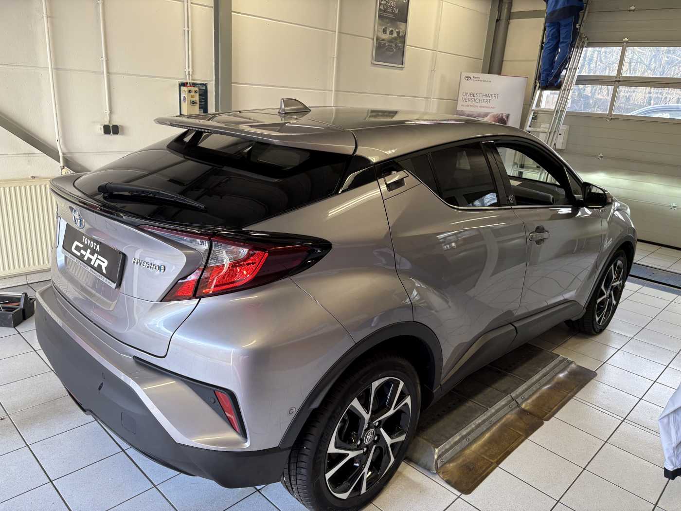 Toyota C-HR 5-deurs Plus